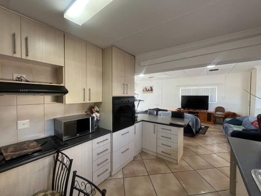 5 Bedroom Property for Sale in Blydeville Northern Cape